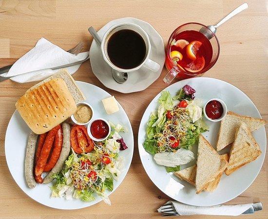 Karmnik. Kawa i Ziarno